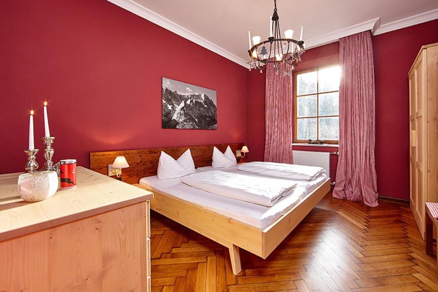 Rosenquarz Apartment การ์มิช-พาร์เทนเคียร์เชน ภายนอก รูปภาพ